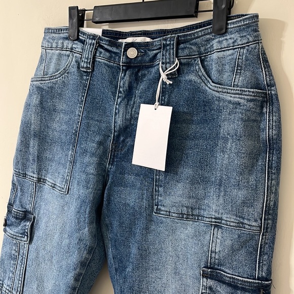 NWT Kancan Avery Straight Leg High Rise Cargo Jeans Dark Wash Size 29 - Picture 5 of 12